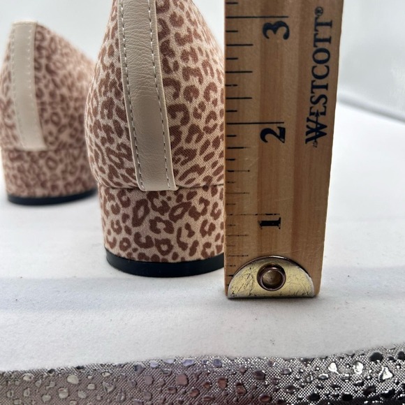 Journee Collection Loafers‎ Womens 7 1/2 Animal Print Justine Heeled Loafers NEW - Picture 9 of 10